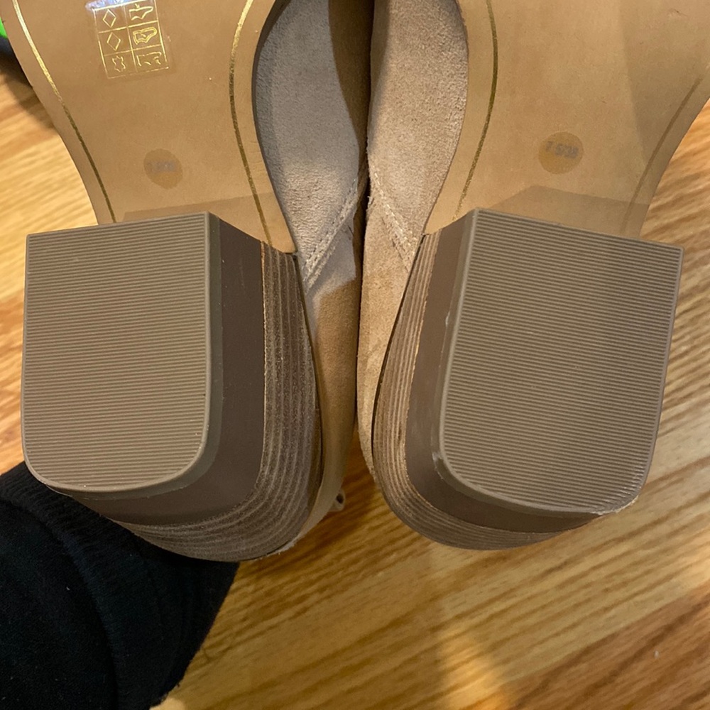 1 day sale ❤️ New DKNY Roxy Shooties ankle booties boots shoes - Picture 11 of 12